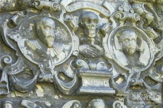 是阴气太重了?有超过170人曾在这个墓园晕倒