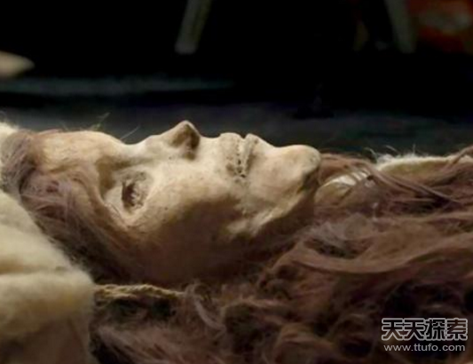 中国的斯芬克斯之谜:丝绸之路上的干尸