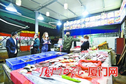 食客增多烟火渐旺 厦门“舌尖上”的夜经济正在回暖