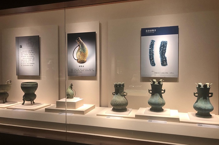 随州博物馆内的青铜器藏品