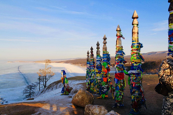 贝加尔湖畔的萨满柱