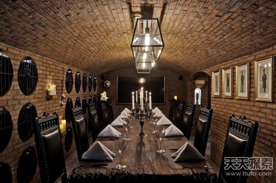 中国第一地下金库内部曝光：3万多个保险箱