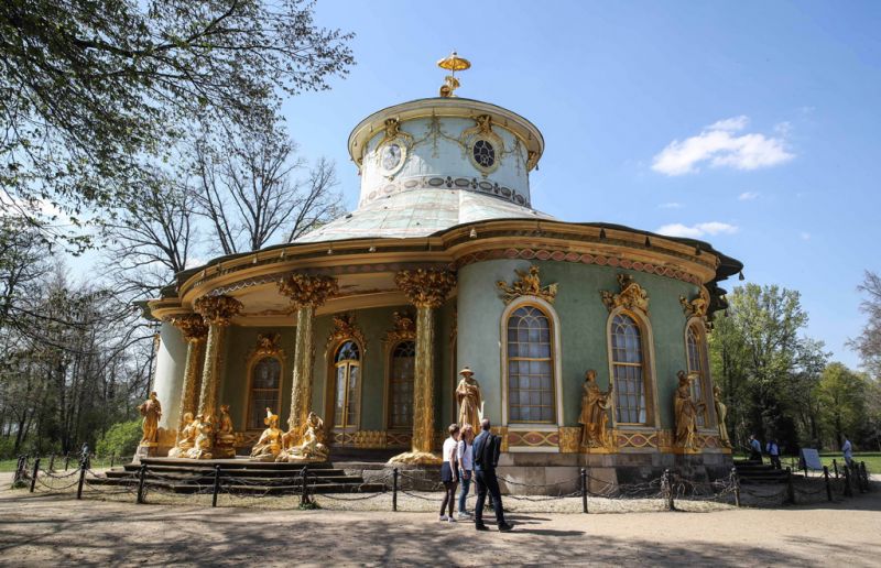 波茨坦无忧宫花园内拍摄的中国茶亭