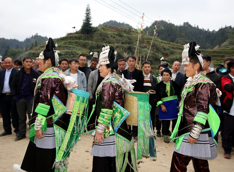 祭祀活动  龙忠成 供图 (5)