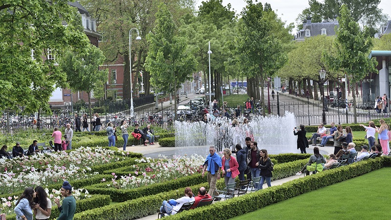 阿姆斯特丹街头公园内