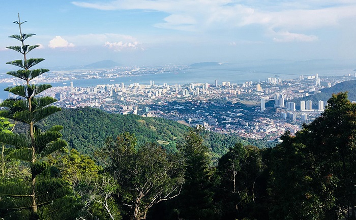 升旗山上鸟瞰槟城
