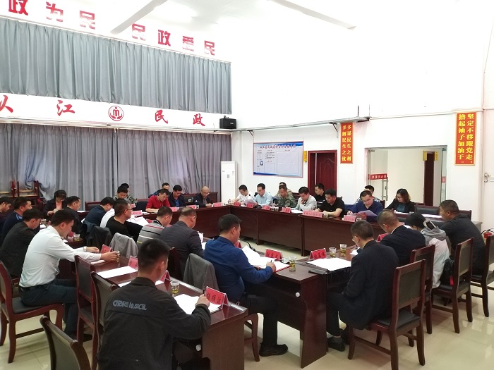 图为  座谈会现场一角（鲁畅  摄影 ）