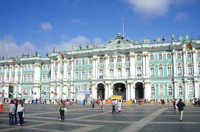 圣彼得堡冬宫广场