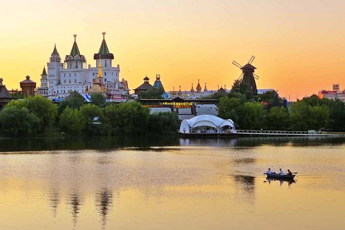 莫斯科郊外的晚上