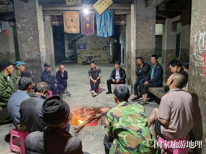 侗乡传统村落精品旅游环线&mdash;&mdash;纪堂村火塘屋