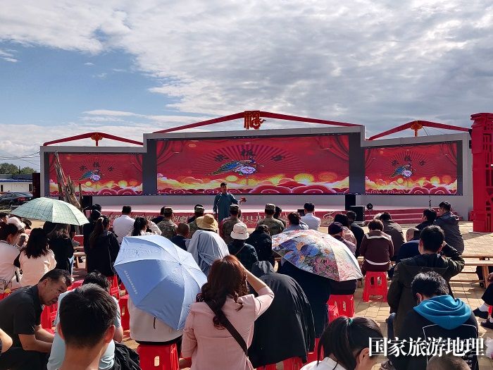 黑龙江省文联走进新疆福海县开展“文化润疆”交流活动3